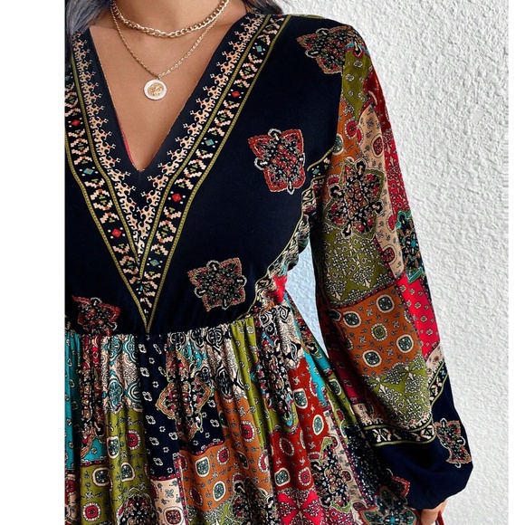 Plus Boho Multicolor Print V neck long sleeve Dress - Picture 4 of 5